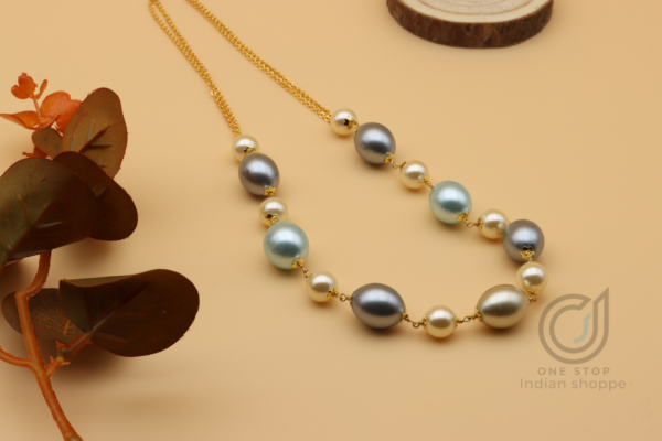 Multi Color Pearl Necklace