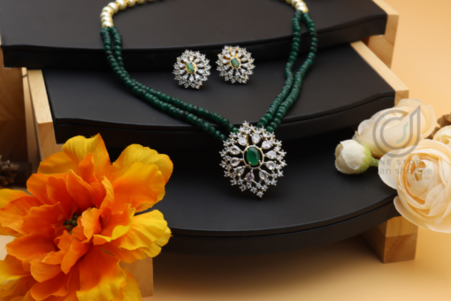 Diamond Look Pendant Beads Chain - Image 2