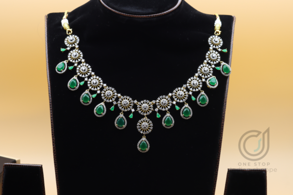 Diamond Replica Neckset